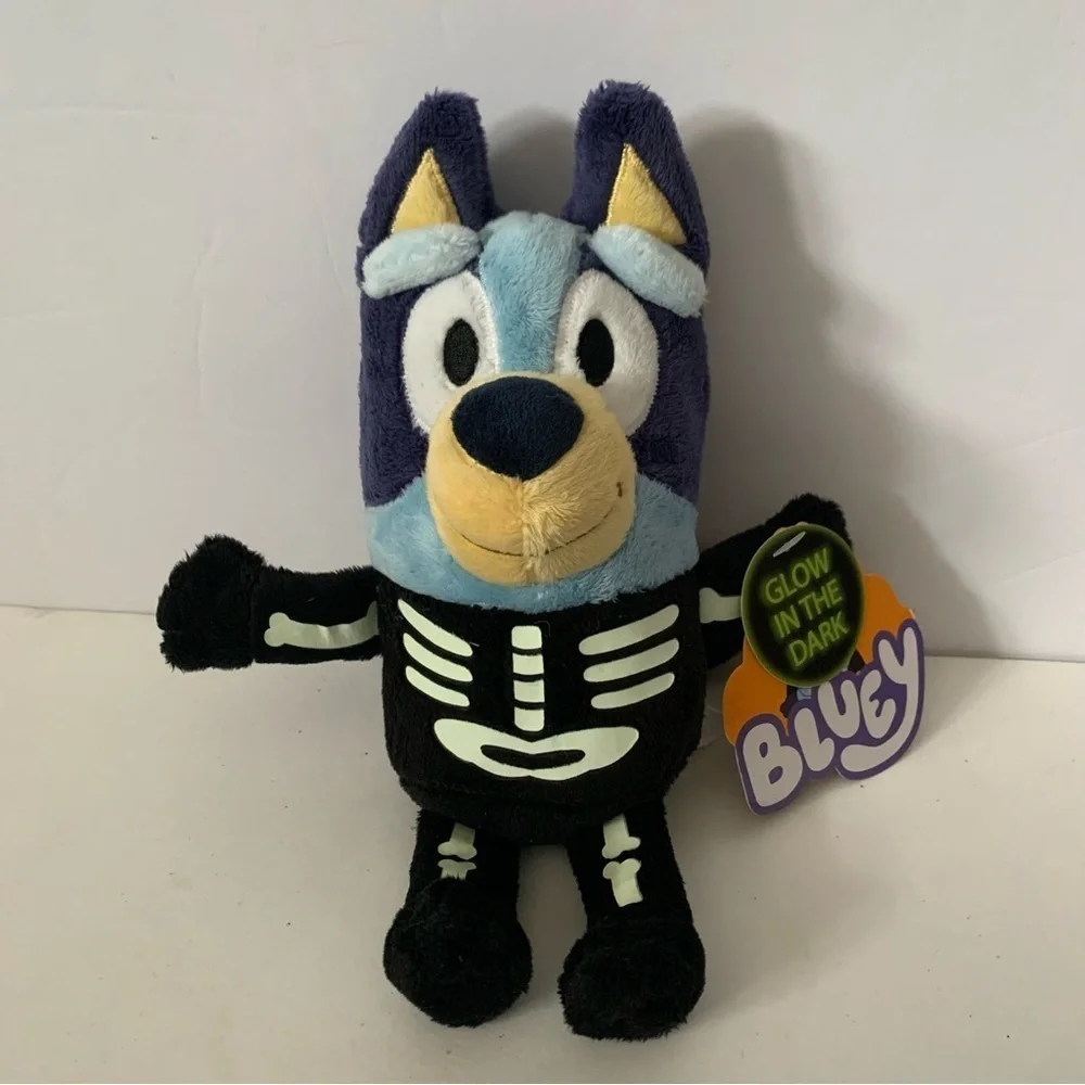 NWT. Bluey Glow-In-The-Dark Skeleton Costume Plush, 7.5